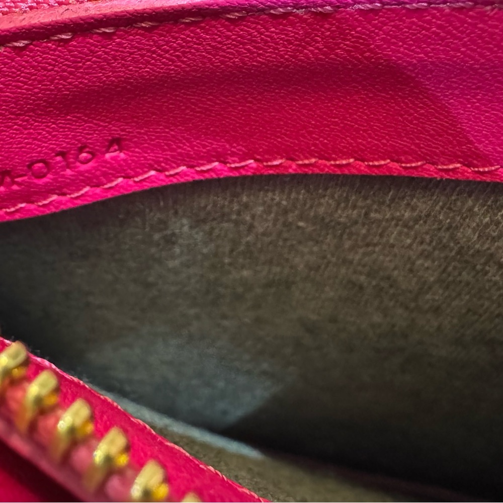 🩷 Celine Large Bright Pink Trio Crossbody Bag - Picture 5 of 13